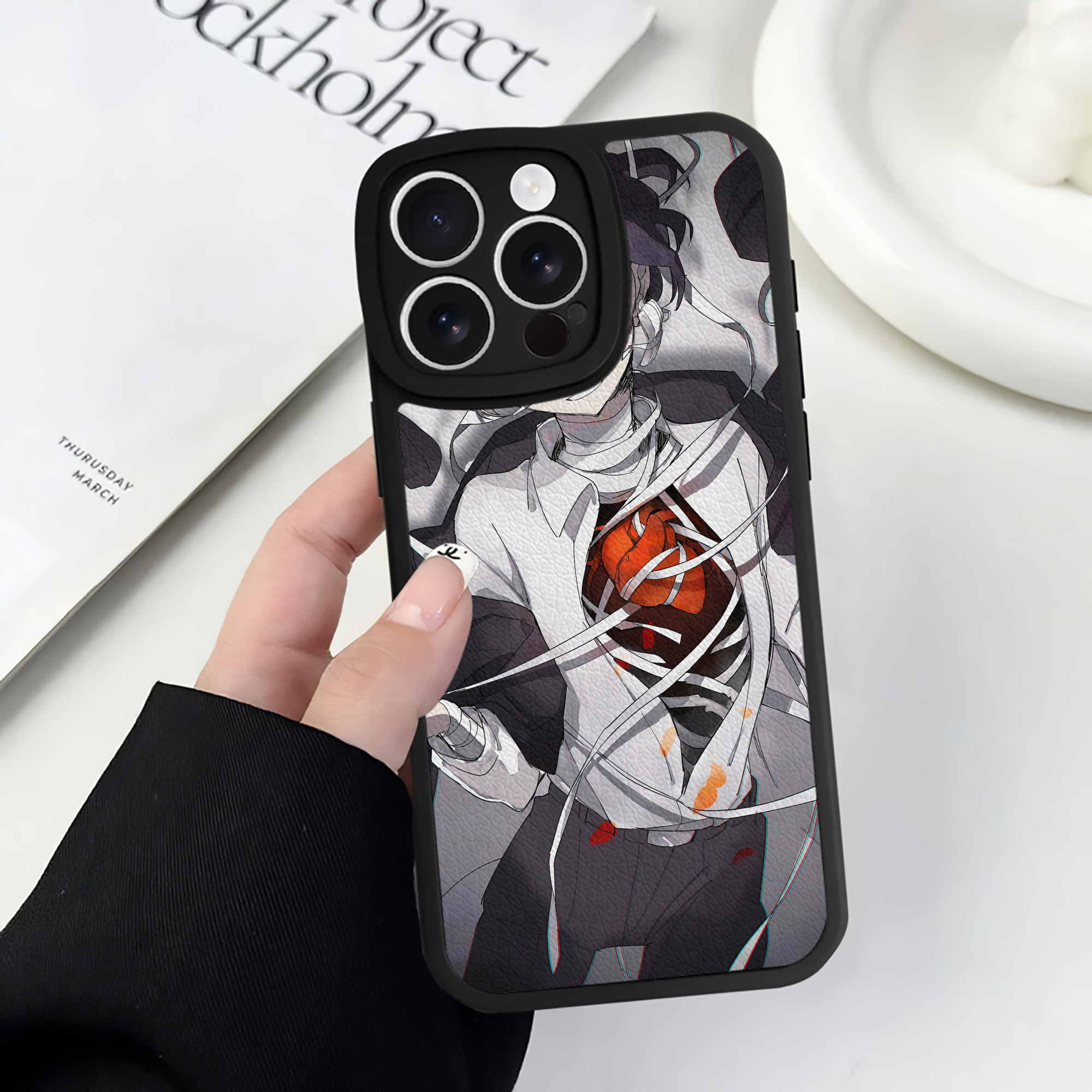 （画像用） 文豪ストレイドッグス Bungo Stray Dogs 【iPhone 16シリーズ対応】シリコンスマホケース（レザー調） 材質：シリコン